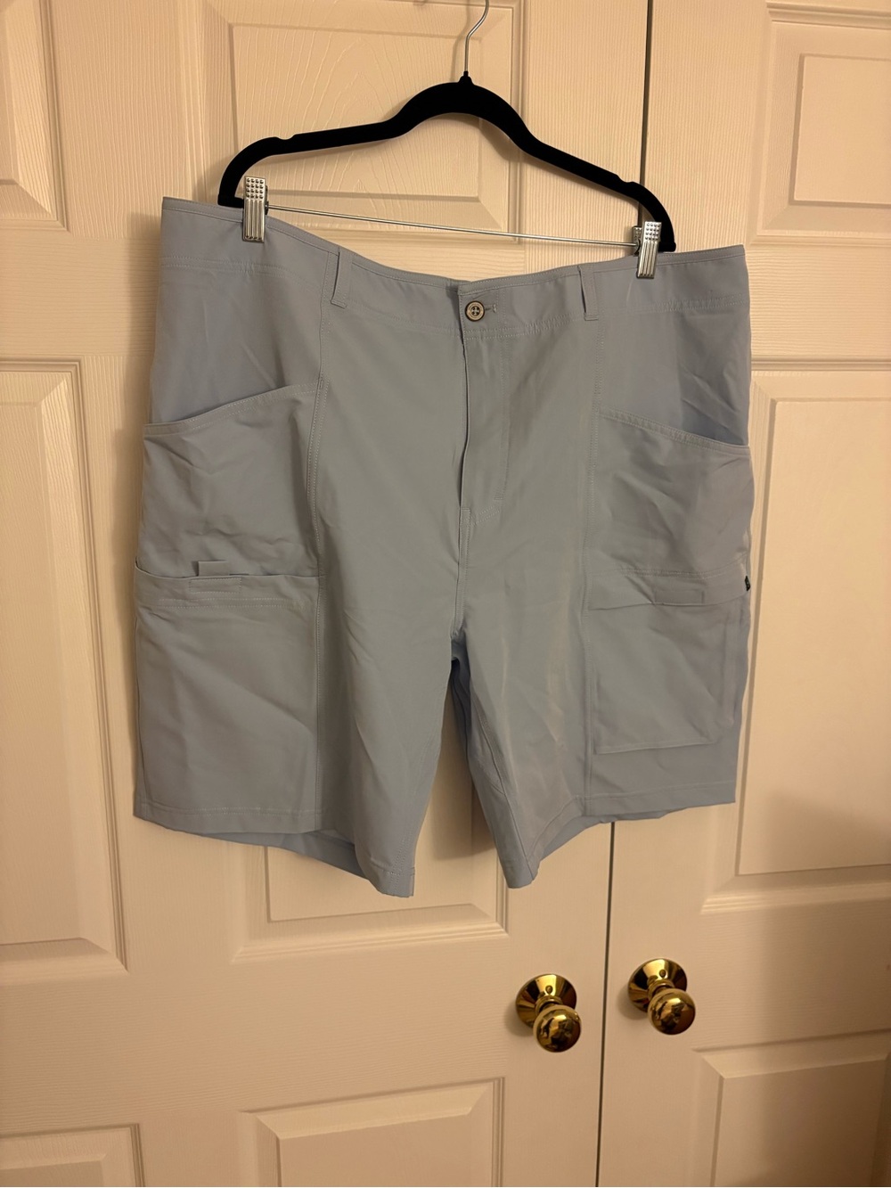 Men's Moisture Wicking Light Blue Cargo Shorts with Utility Pockets -New- 42